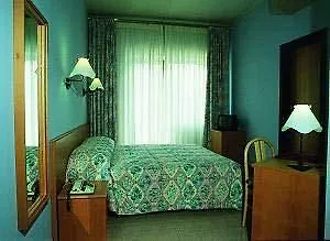 Astoria 4* ألبيروبيللو