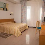 Astoria 4*
