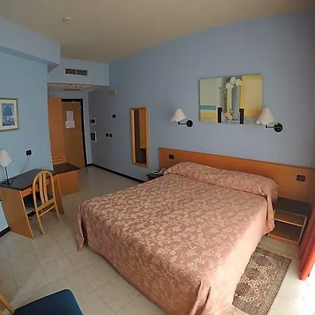 Hotel Astoria 4*