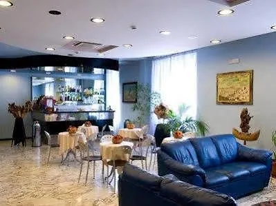 Hotel Astoria 4*